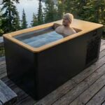 High-End All-in-One Cold Plunge Tub with Chiller – Cedar Finish, WiFi App Control, All-Weather Use